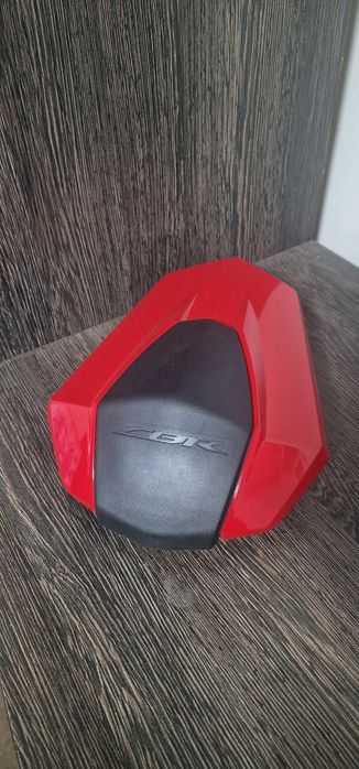 Honda CBR 1000 RR SP oem (17-19) nakładka siedzenia pasażera