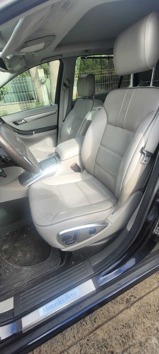 Mercedes R350 AMG 4-MATIC