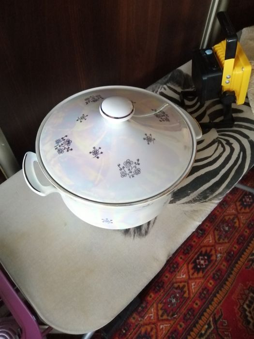 Велика супниця ГДР "kahla" 70 років