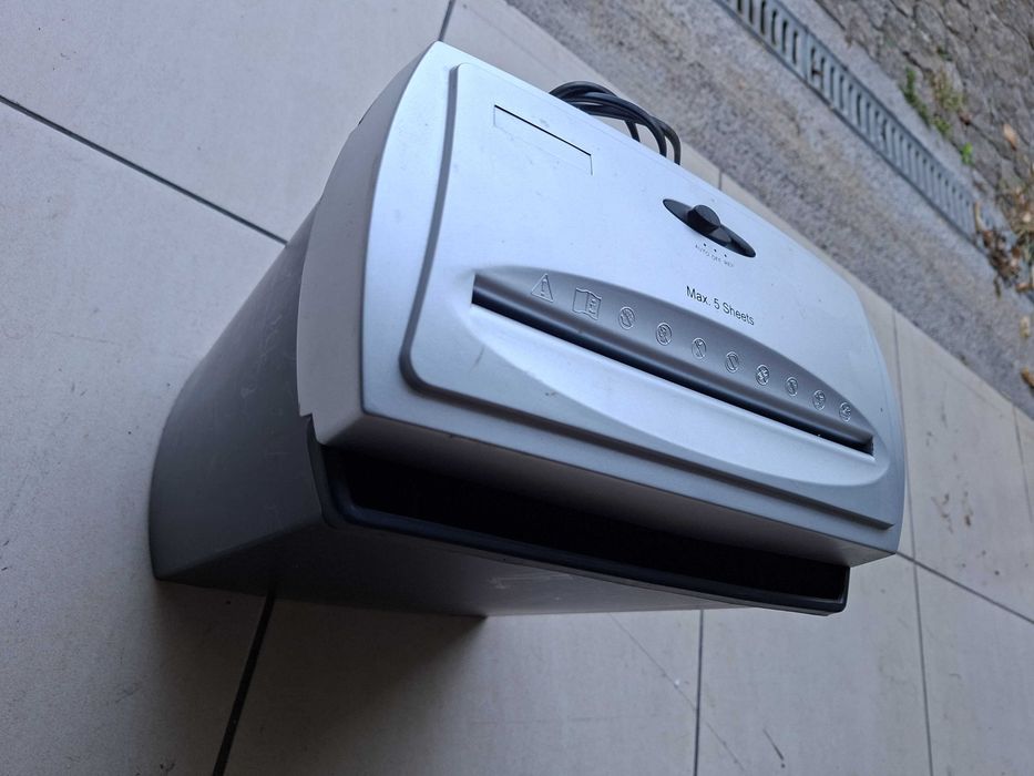 Triturador de papel compacto
