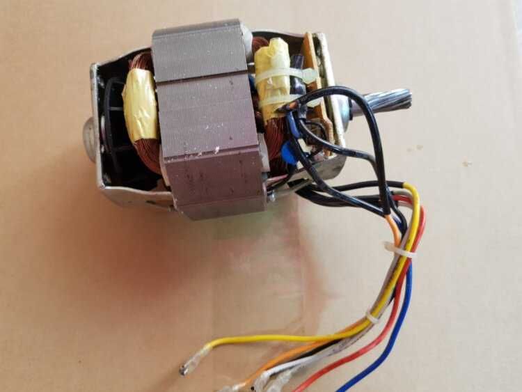 двигателя HC8835 =8ЗУБОВ= 9мм на Redmond RMG-1205