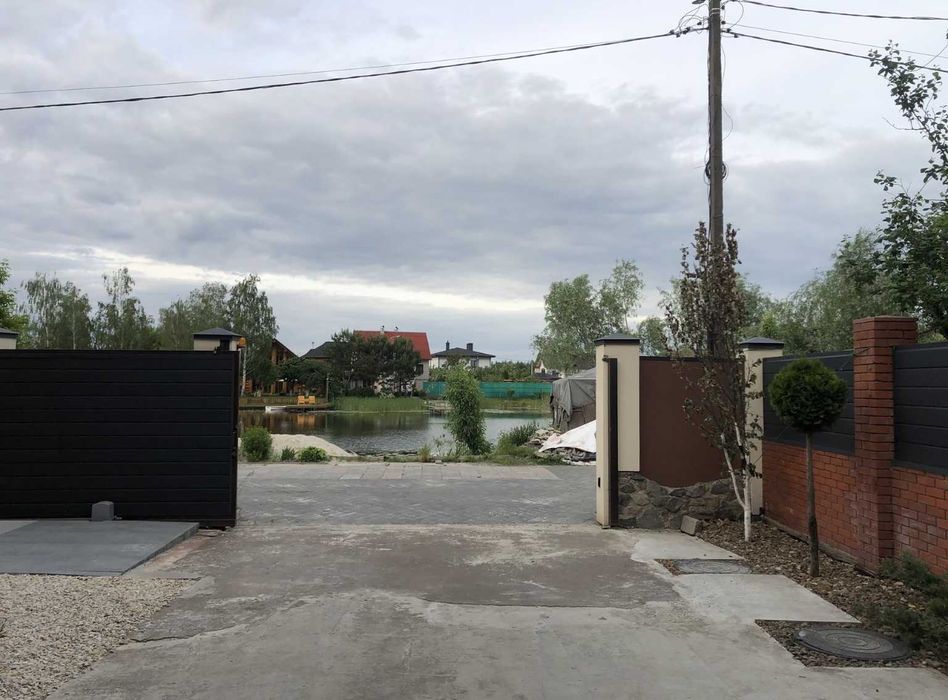 Аренда дома 400м² с бассейном на берегу озера Мартышев Осокорки