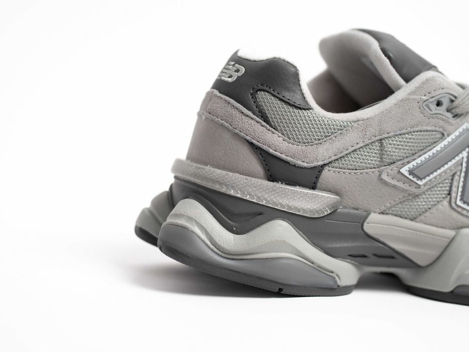 Мужские кроссовки New Balance 9060 (3 цвета) Топ якість весна замша