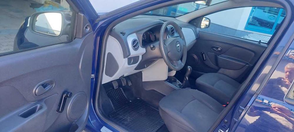 Fajna Dacia Sandero silnik 4-cylindrowy ! jak Clio Megane