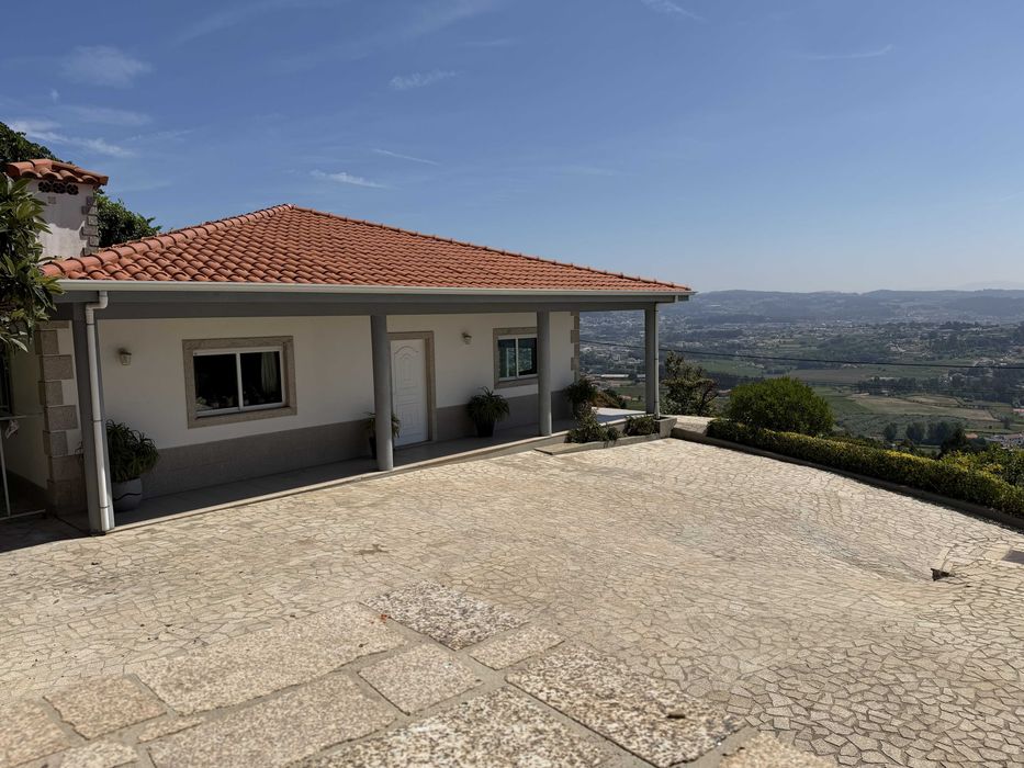 Moradia T3 Térrea com 1.530 m² de Terreno | Sousa, Felgueiras