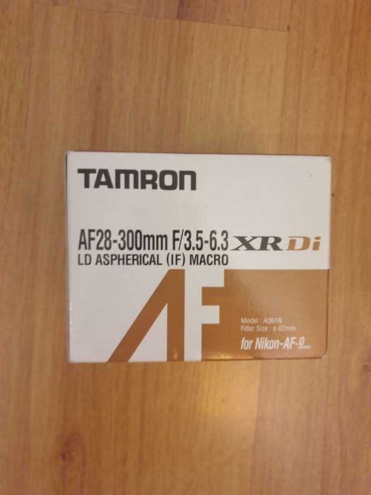 Maquina Fotográfica Nikon D90 + Lente Tamron  28-300mm e Pentax P-Z-20