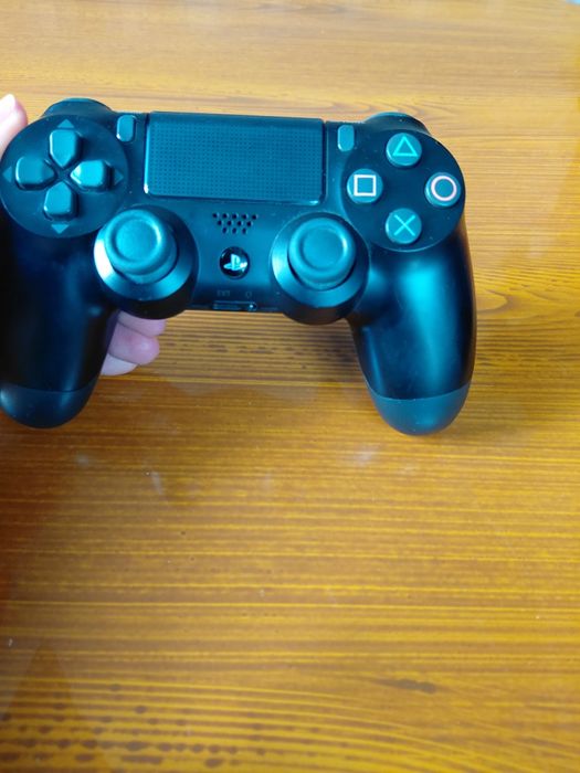 Оригінальний геймпад Sony DualShock 4 v2 Black для PS4 / PC