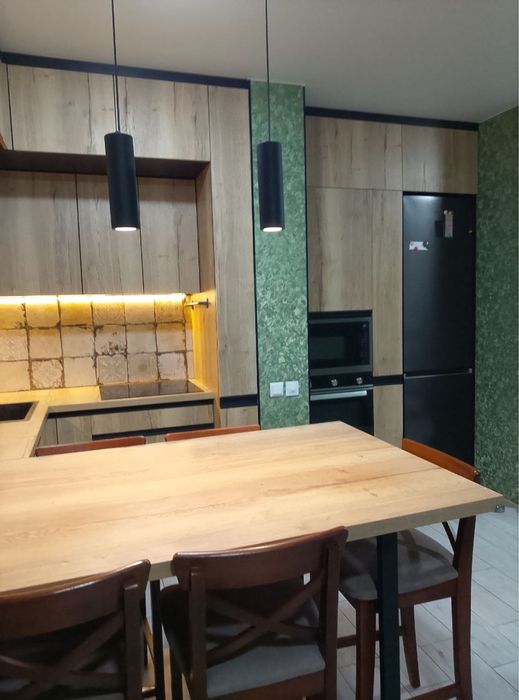 Гарна видова квартира з дизайнерським ремонтом! Ірпінь, до Києва 15 хв