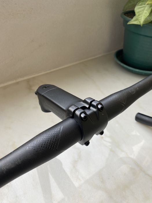 Guiador e avanço Merida Expert