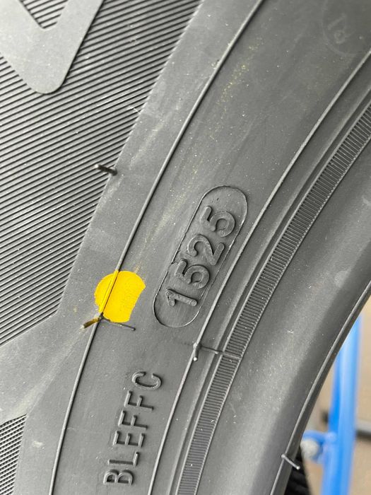 Okazja opony całoroczne 235/65R16C LANDSPIDER DURATRAXX VAN A/S 2025