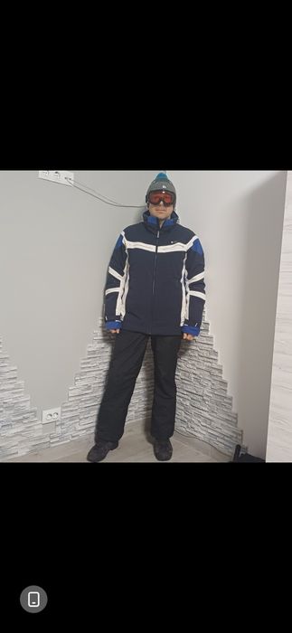 Лижні костюми для активного відпочинку