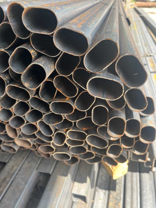 Profil Słupki ogrodzeniowe np; do siatki leśnej 50x30x1.5 owal 2m!!!