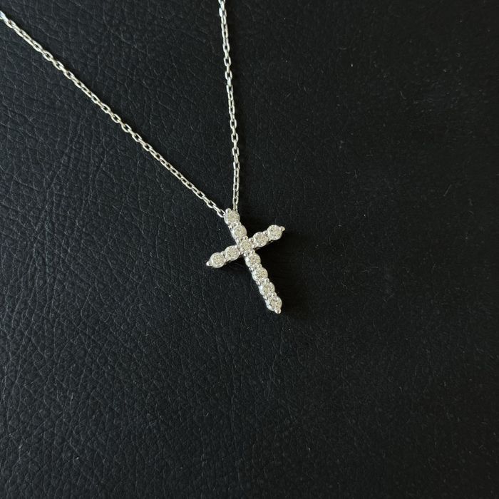 Крестик в стиле Tiffani 1,110 карат