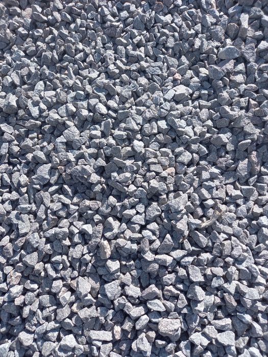 Щебінь різних фракцій, щебень, отсев,  гранвідсів, каміння бутове, піс