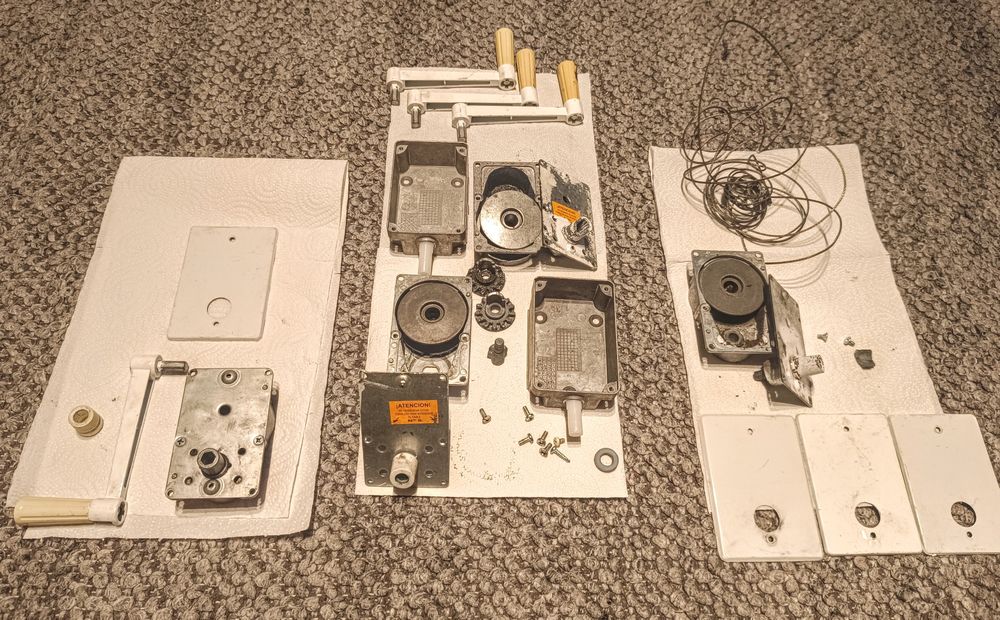 Guinchos para estores64737808246531120