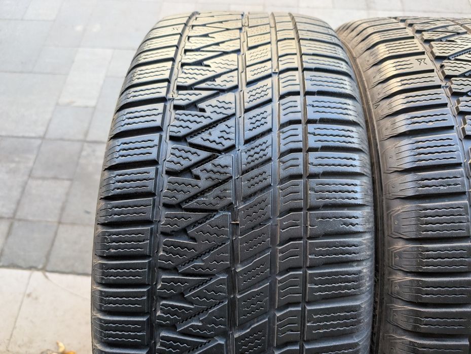 Пара зимних шин 275/45 R21 Kumho