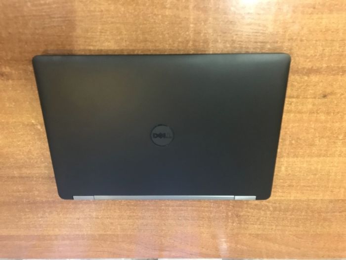Ультрабук 15" FHD Dell Precision 3510 (i5-6440HQ/16/256/W5130M)