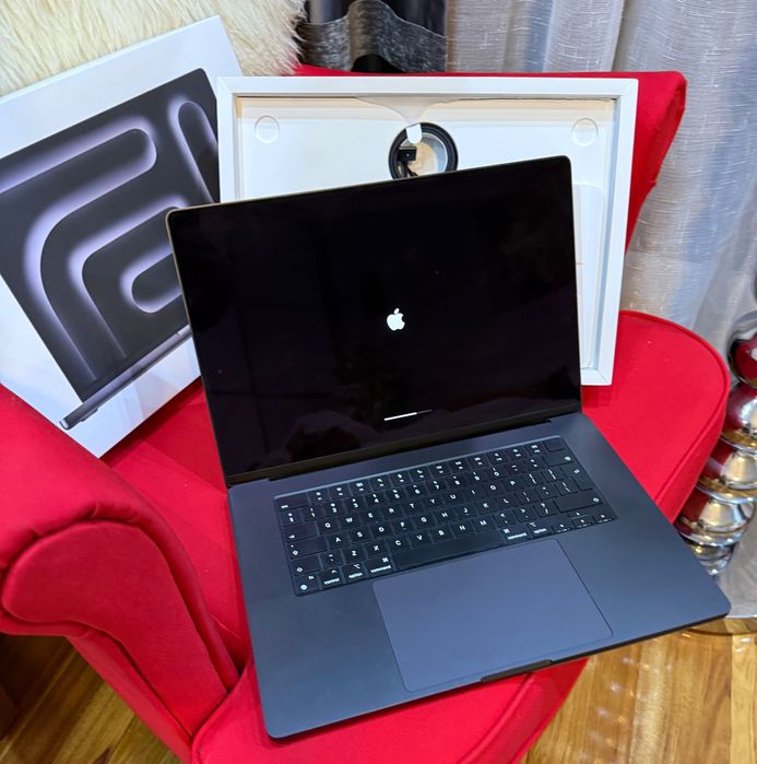 MacBook M4 Pro 16" 2024 •48GB RAM • 512GB SSD • jak nowy • Space Black