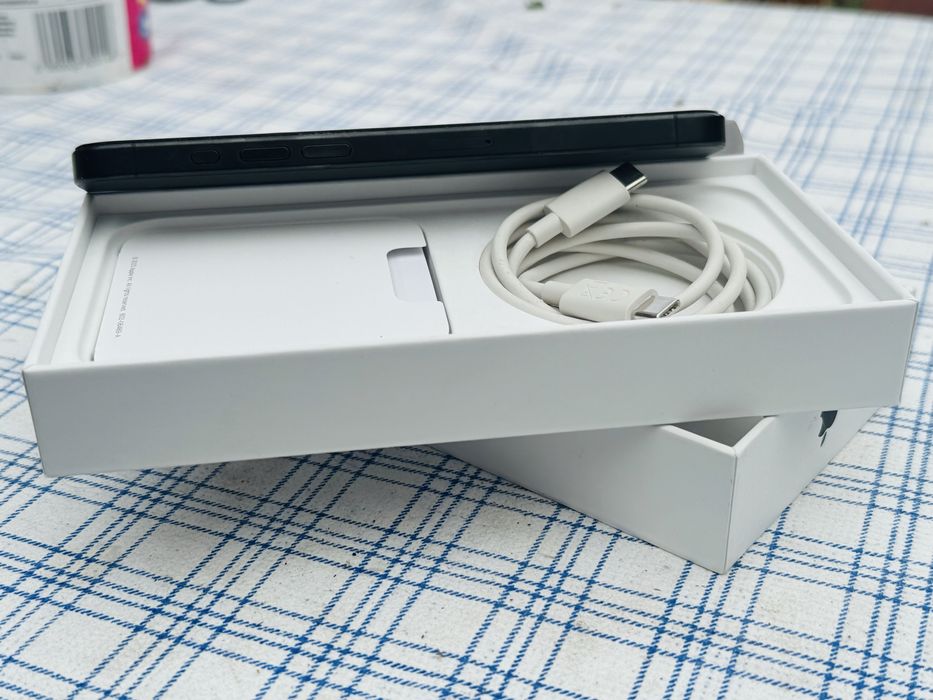 Продам iphone 15 pro max 256Gb Идеал!!