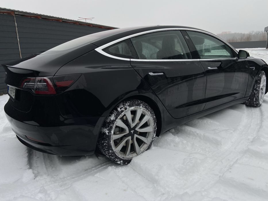 Tesla Model 3 MID Range