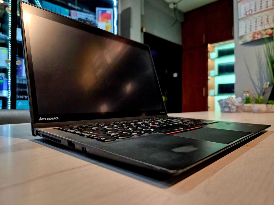 Lenovo X1 Carbon G1, intel i7, 8gb ram, HD+, SSD, Win 10 PRO