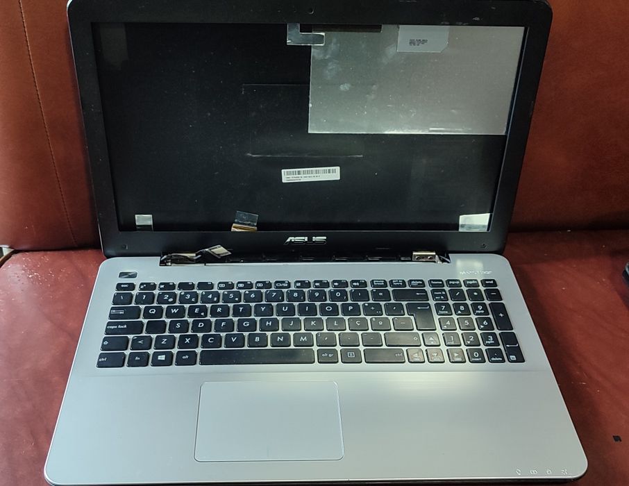 Portátil para peças