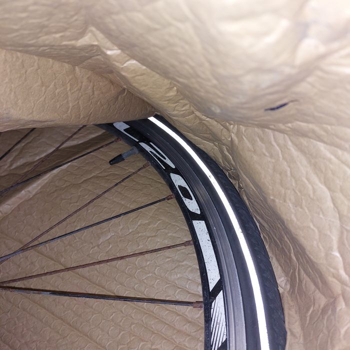 Bicicleta de marca reconhecida,  usada