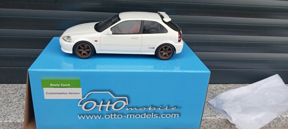 Vendo miniaturas Honda 1/18