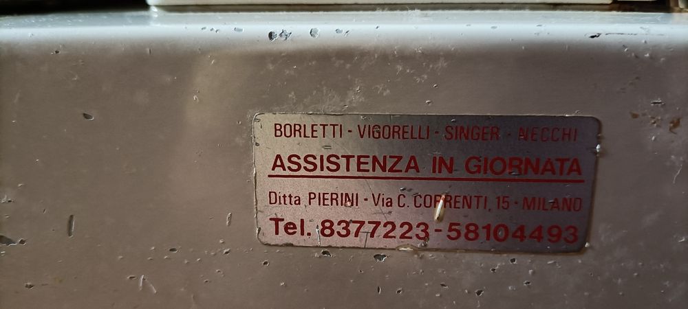 Продам швейная машина