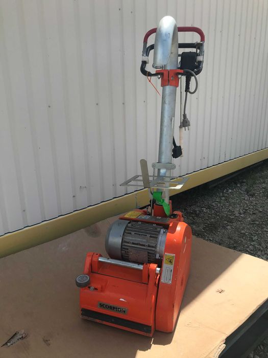 Cykliniarka do podłóg Scorpion Kunzle Tasin