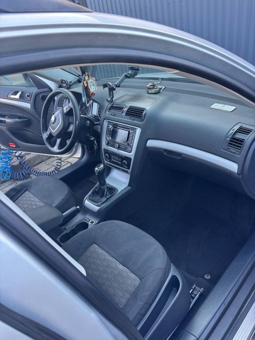 Продам Skoda Octavia  a 5 restail 2012 року в непоганому стані 8/10