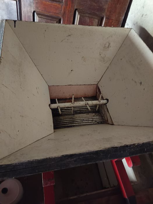 Ralador de uvas/vinho