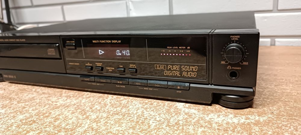2 x Odtwarzacz płyt cd PMG 8800E. Japan