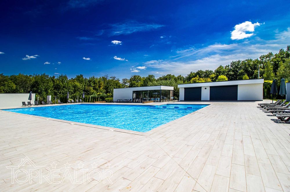 У продажі 2-поверховий будинок в селищі Лісне! лесопарк