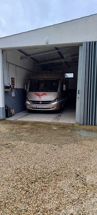 Vendo Autocaravana Burstner Integral  modelo Aviano I727 Fiate motor 2