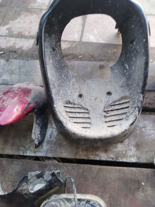 Продам мотор альфа 100кубіків  і є ще мотор від скутера 150тоже звоніт