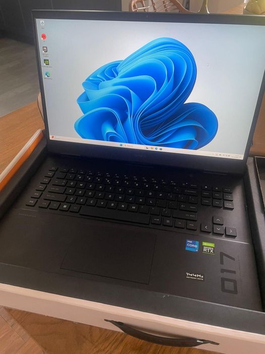 Laptop HP Omen 17,3 RTX 3070