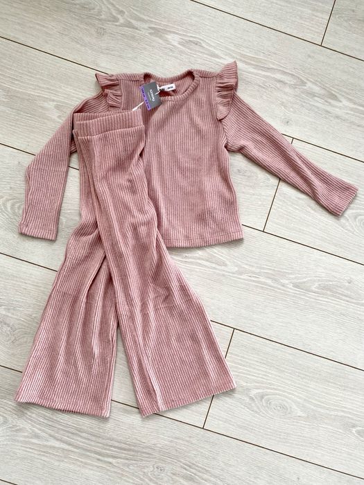 Костюм sinsay 104 костюм 98 sinsay 98 штани кофта 98-104