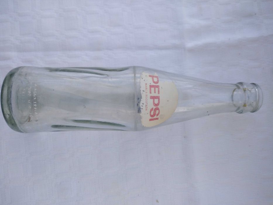 Grade Pepsi com 19 Garrafas