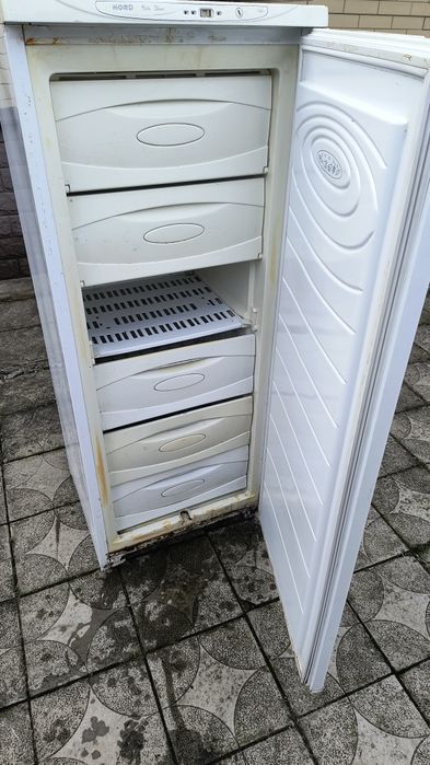 Морозильна камера nord