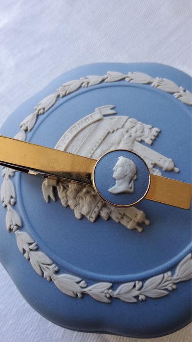 Зажим для краватки Wedgwood з зображенням Веспасіану