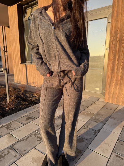 Теплий вʼязаний костюм на блискавці в кольорах Розмір S/M