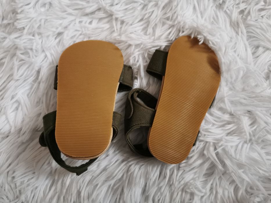 Coccodrillo, zielone sandałki chłopięce khaki 19/20
