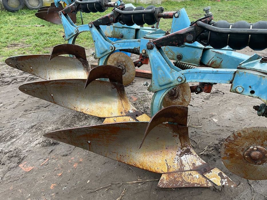 Продам Плуг 3-корпусний Overum 3-25-30-35-40 Rabe Werk Kverneland