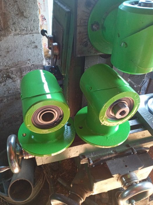 Продам вертикально-фрезерну головку для НГФ 110