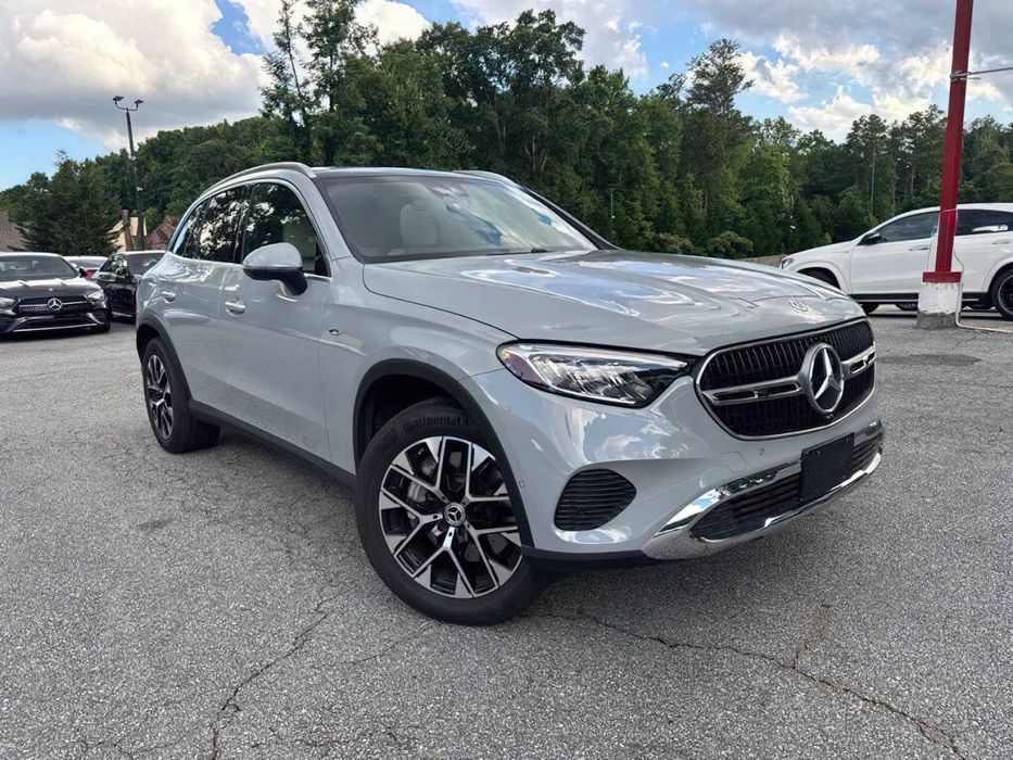 Mercedes-Benz GLC GLC 350e 4MATIC      2025