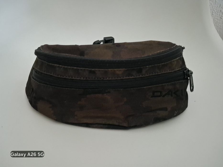 Sprzedam nerke Dakine.