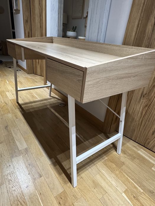 Biurko rewelacyjny stan