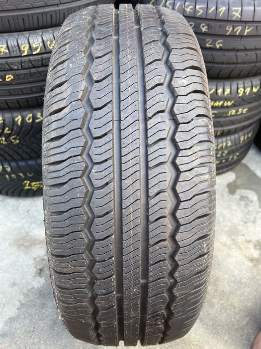Opona Nexen 235/60/17 pojedynka