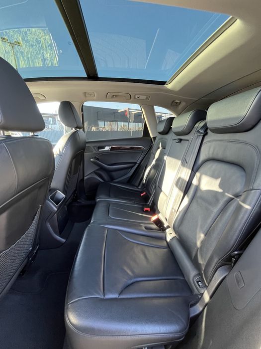 Audi Q5 2015 2л дизель